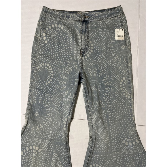 We the Free Just Float On Flare Jeans Paisley Boho Festival NWT Women's Size 30 - Picture 5 of 10